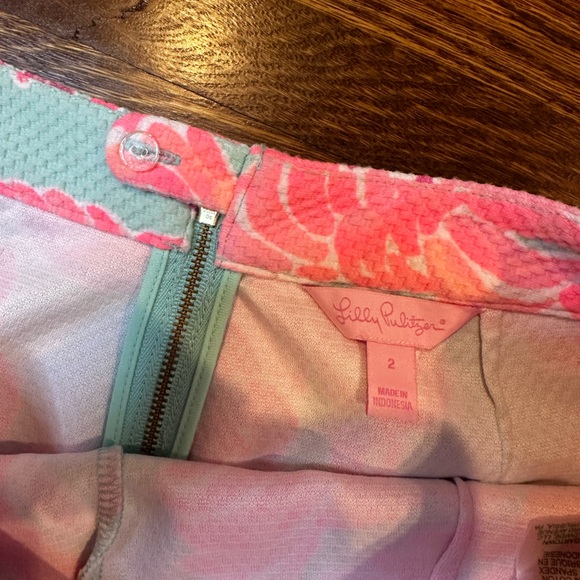 Lilly Pulitzer shorts - Picture 5 of 7